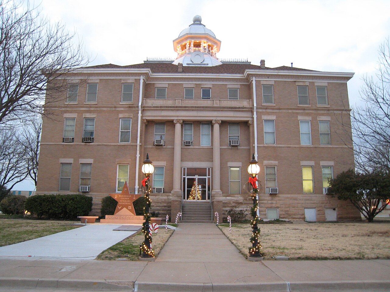 Hardeman County courthouse, Texas