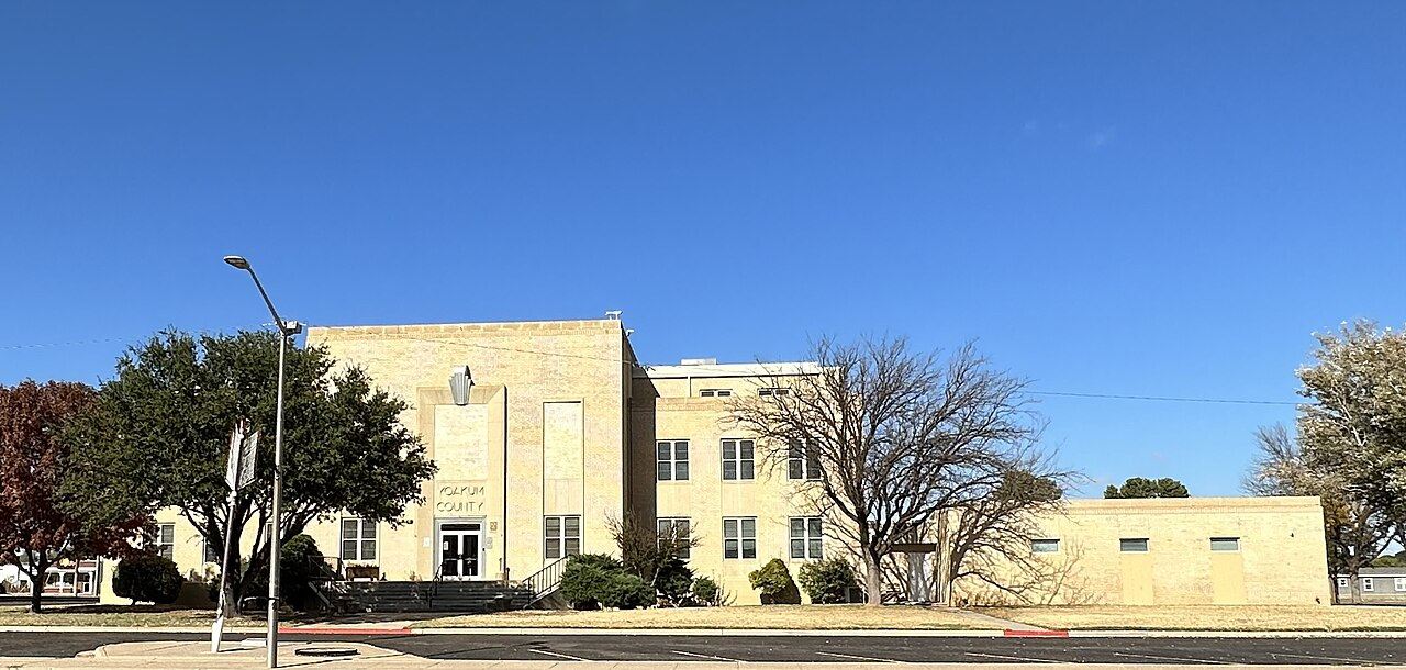 Yoakum County courthouse, Texas